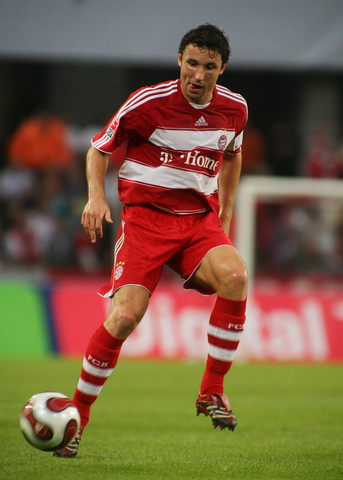 择与他续约 择与他续约